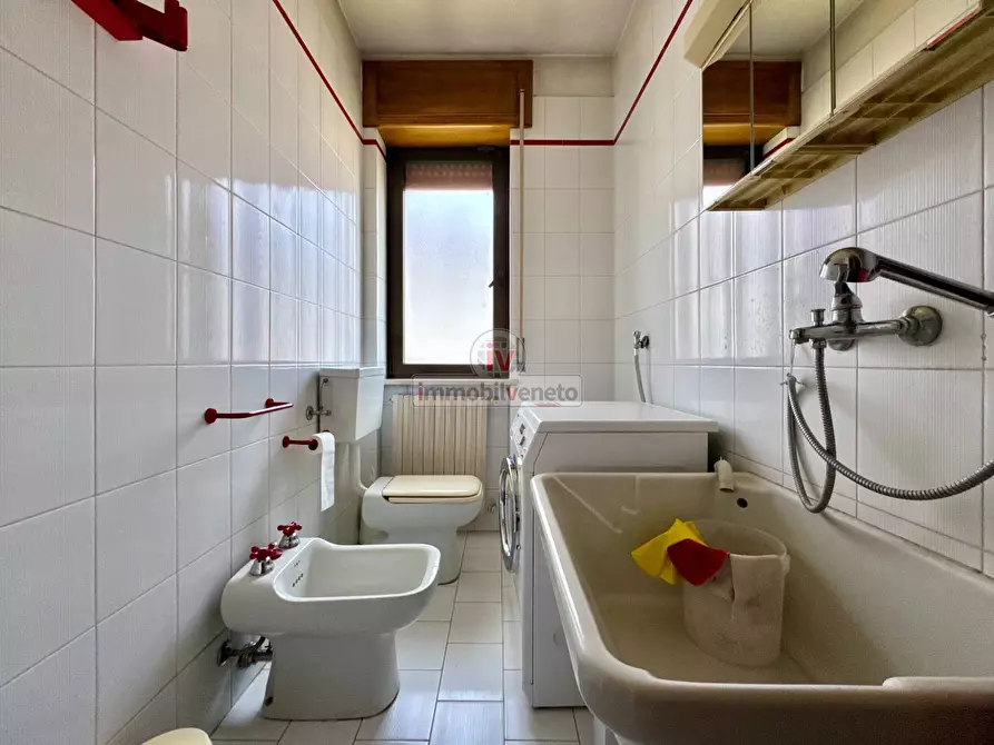 Immagine 19 di Capannone industriale in affitto  in VIA STAZIONE 100 a Arcole