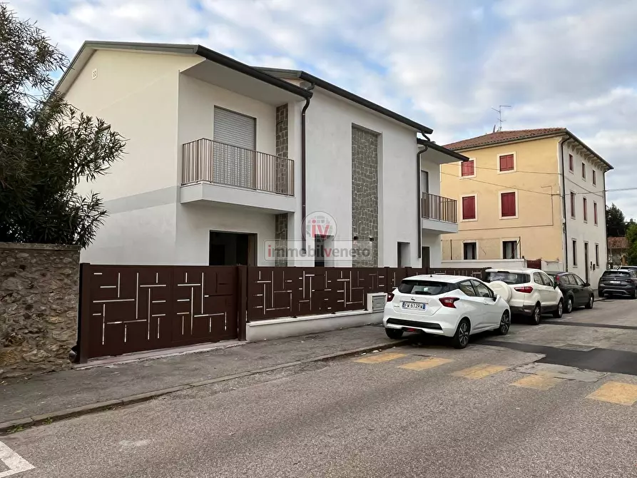 Immagine 1 di Casa semindipendente in vendita  in VIA ROMA 52 a Alonte