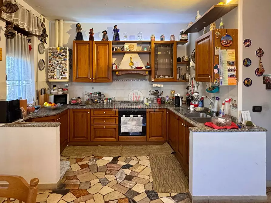 Immagine 8 di Appartamento in vendita  in Via Giarette a Montecchio Maggiore