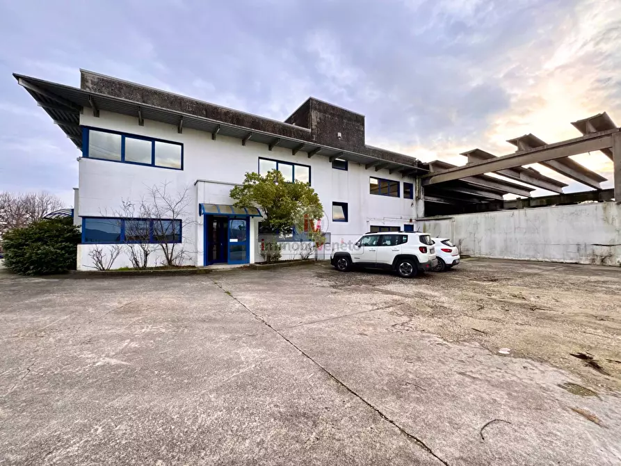 Immagine 1 di Capannone industriale in vendita  in VIA MASOTTO a Agugliaro