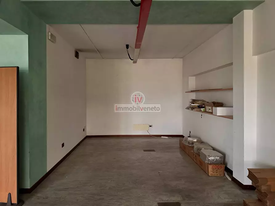 Immagine 9 di Capannone industriale in vendita  in VIA MASOTTO a Agugliaro