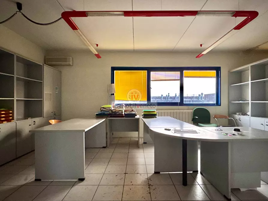 Immagine 16 di Capannone industriale in vendita  in VIA MASOTTO a Agugliaro