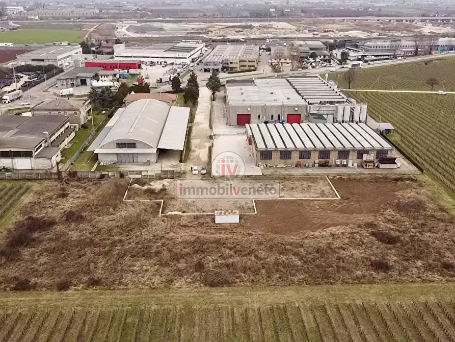 Immagine 5 di Terreno residenziale in vendita  in VIA DEL LAVORO a Montebello Vicentino