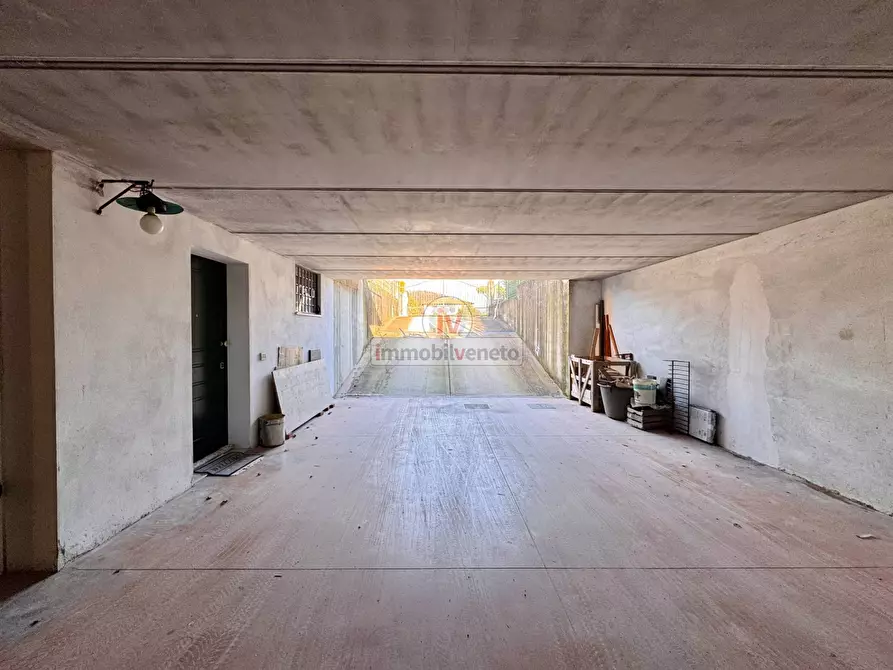 Immagine 30 di Casa semindipendente in vendita  in VIA SAN GIOVANNI BATTISTA a Arcugnano