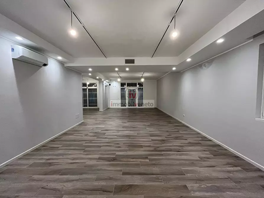 Immagine 5 di Attività commerciale in affitto  in VIA VENETO a Brendola