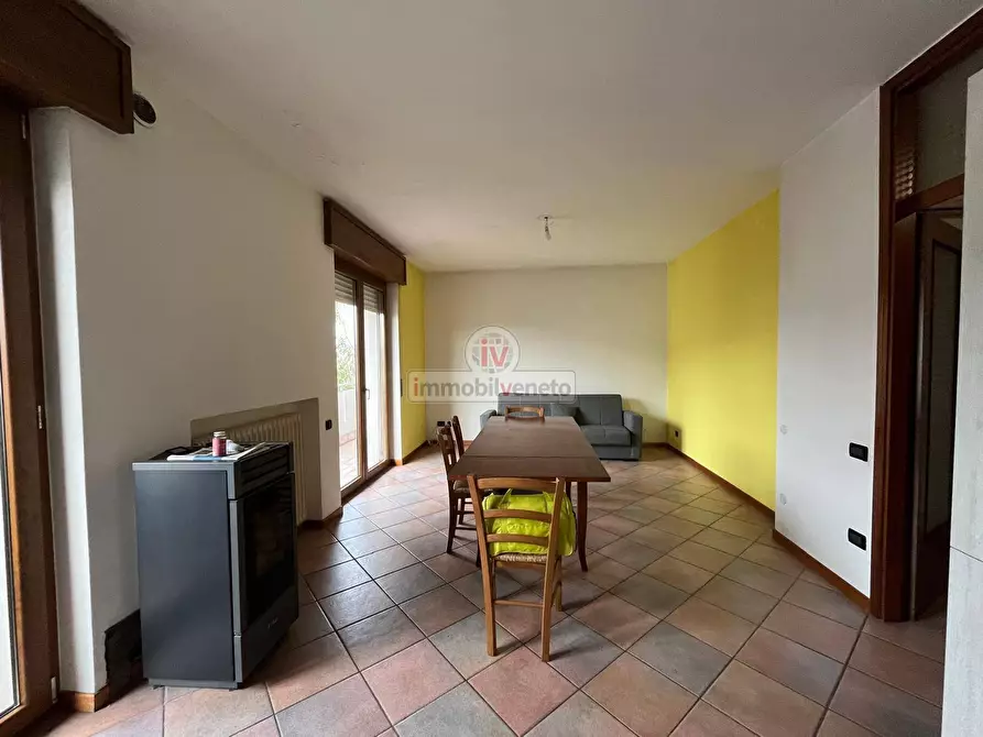 Immagine 4 di Appartamento in vendita  in VIA ROCCOLO 3 a Brendola