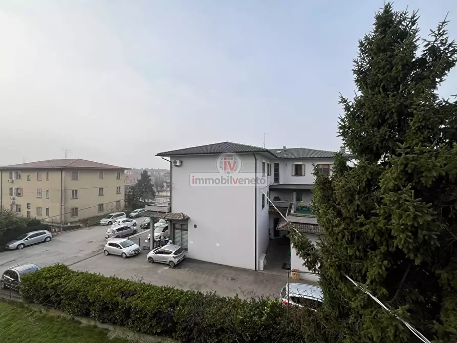 Immagine 12 di Appartamento in vendita  in VIA ROCCOLO 3 a Brendola
