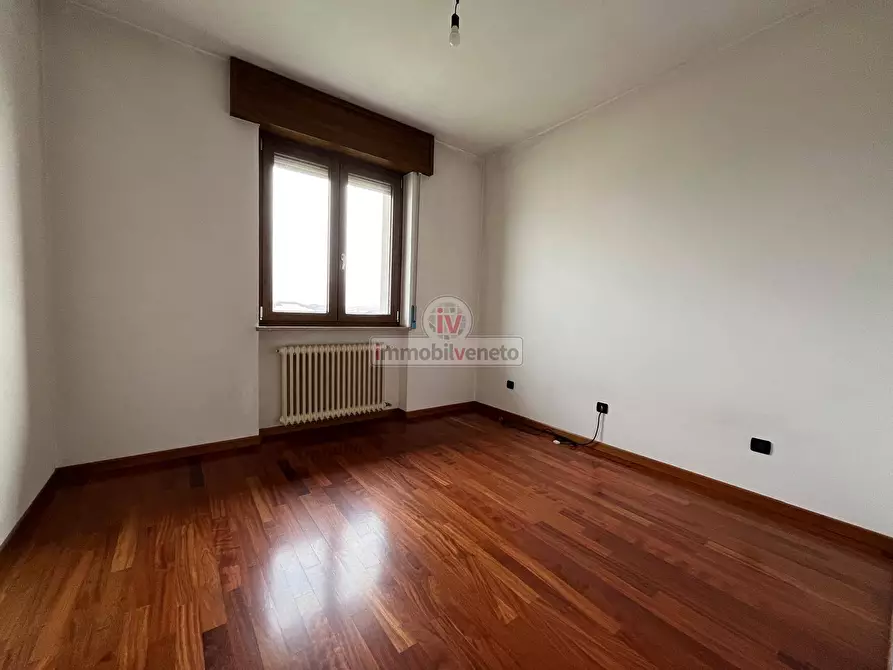 Immagine 15 di Appartamento in vendita  in VIA ROCCOLO 3 a Brendola