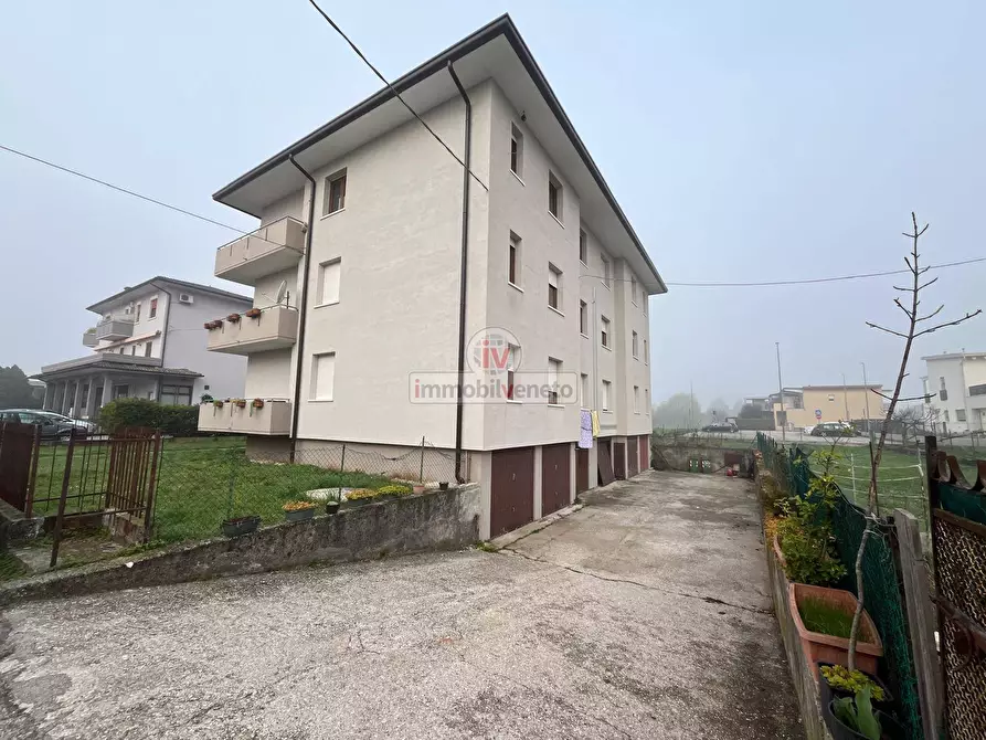 Immagine 21 di Appartamento in vendita  in VIA ROCCOLO 3 a Brendola