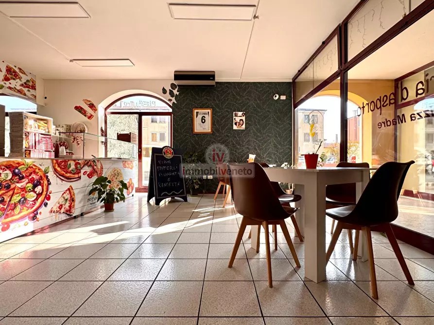 Immagine 1 di Attività commerciale in vendita  in VIA ROMA 52 a Alonte