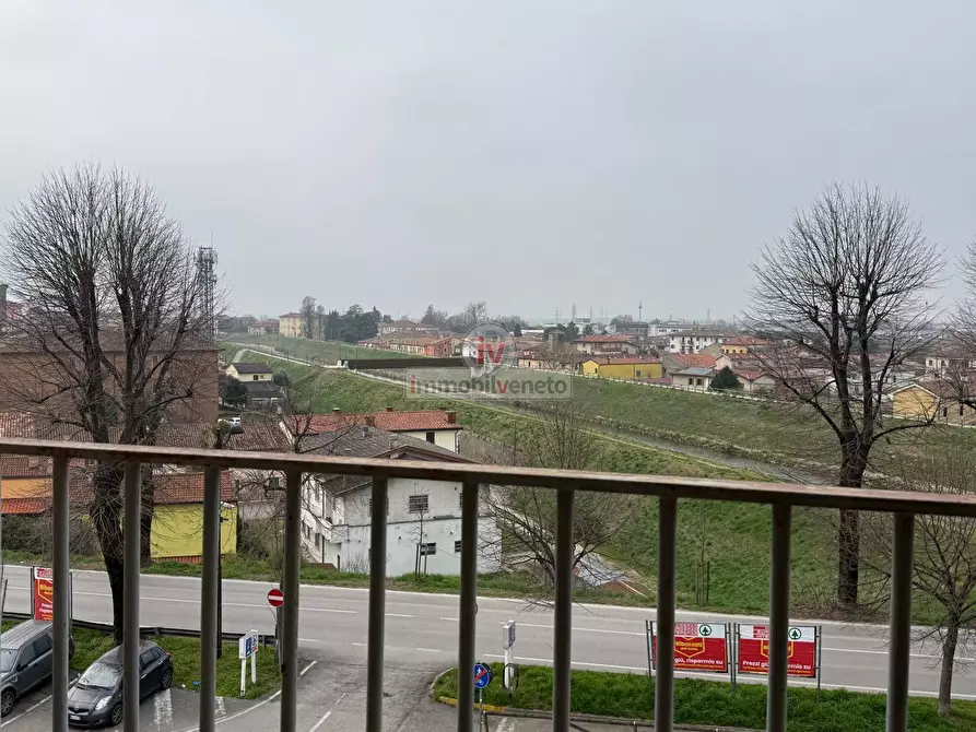 Immagine 6 di Appartamento in vendita  in VIALE VICENZA a Alonte