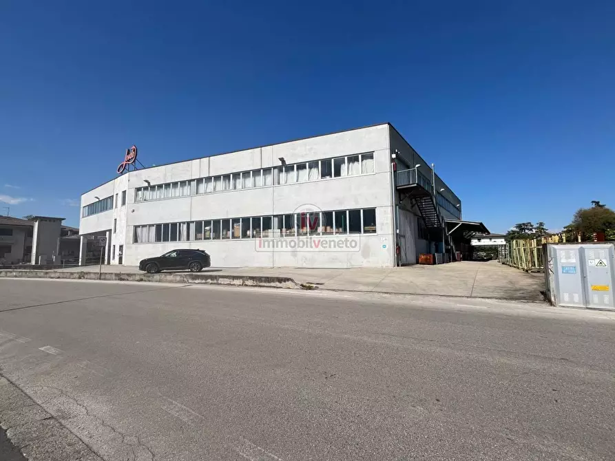 Immagine 3 di Capannone industriale in vendita  in VIA DELL'ARTIGIANATO 1 a Altissimo
