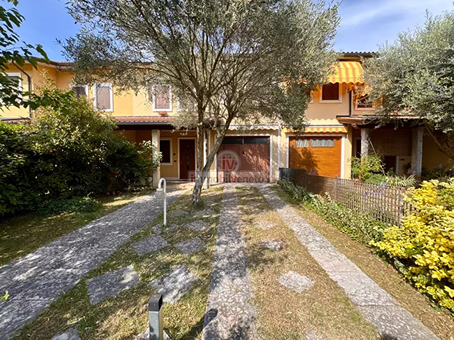 Immagine 1 di Villetta a schiera in vendita  in VIA POZZETTO a Alonte
