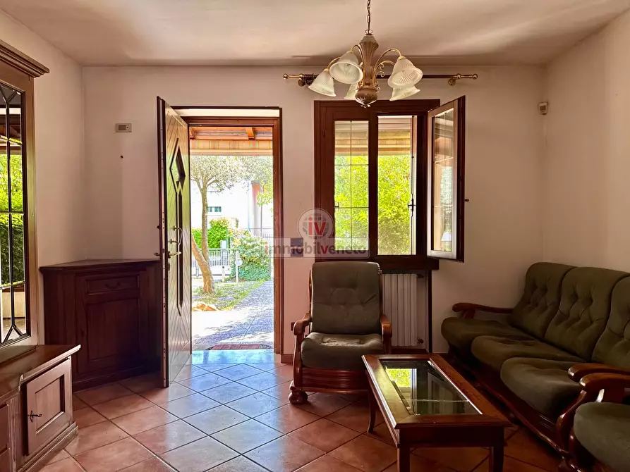 Immagine 6 di Villetta a schiera in vendita  in VIA POZZETTO a Alonte
