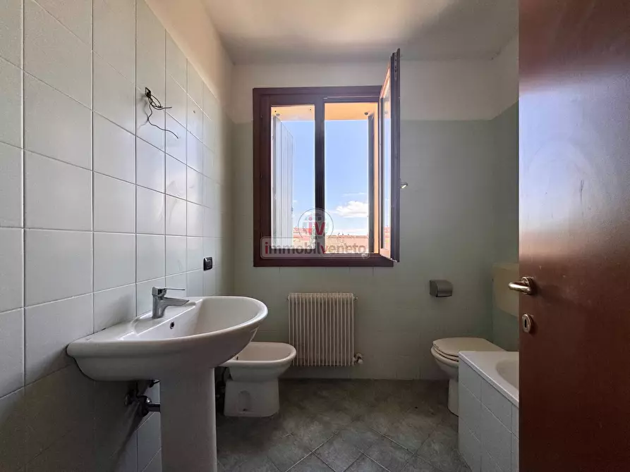 Immagine 6 di Appartamento in vendita  in VIA MASOTTO a Noventa Vicentina