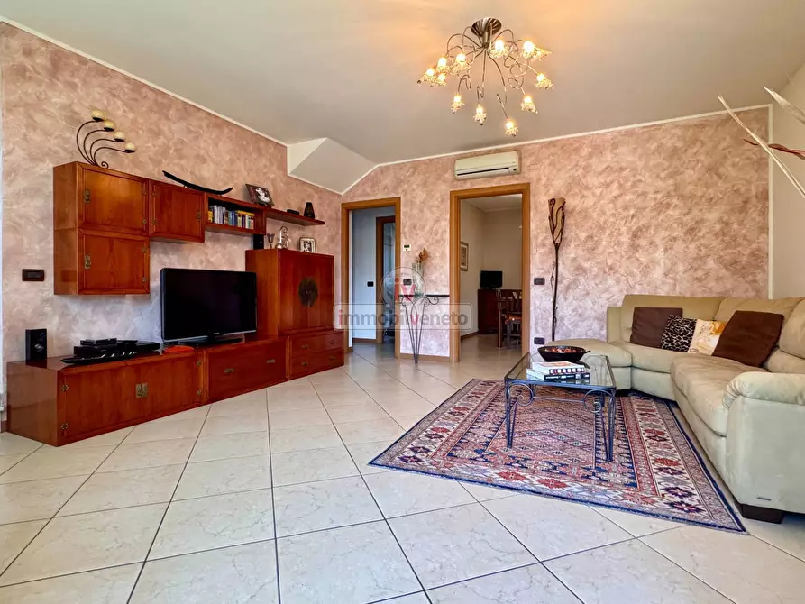 Immagine 9 di Villetta a schiera in vendita  in VIA PONTESPIN a Alonte