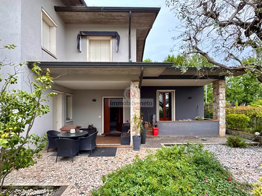 Immagine 3 di Casa indipendente in vendita  in VIA PALLADIO a Brendola
