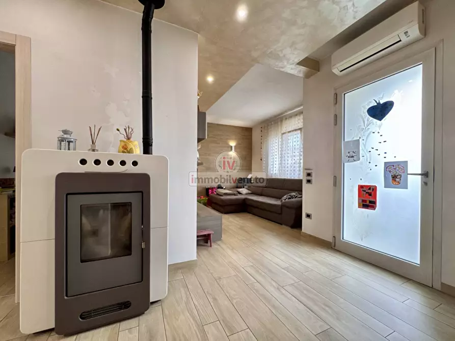 Immagine 12 di Casa indipendente in vendita  in VIA ROMA 52 a Alonte