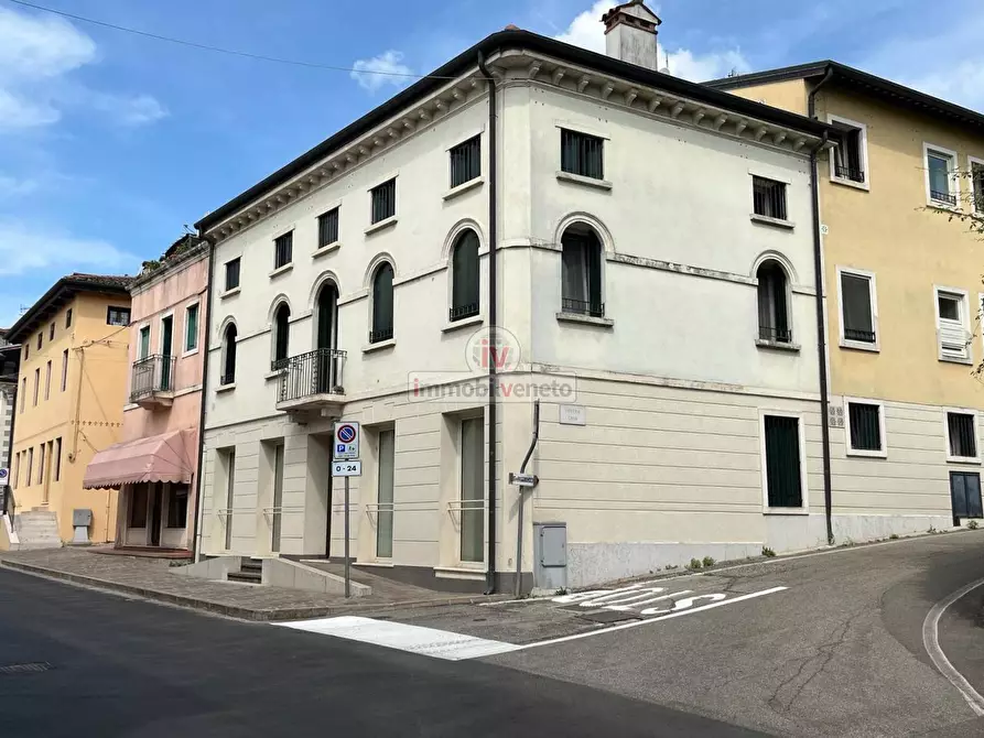 Immagine 1 di Appartamento in vendita  in PIAZZA MARCONI a Gambellara