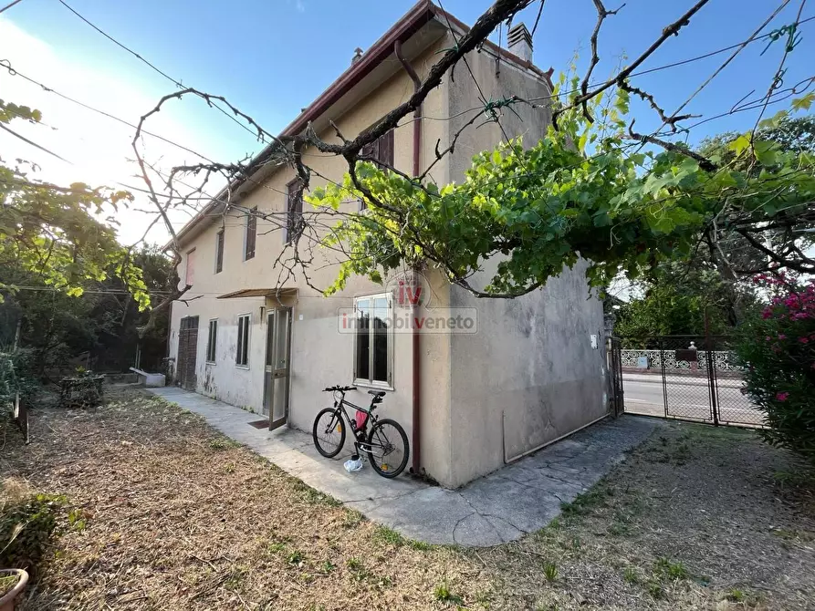 Immagine 4 di Casa indipendente in vendita  in VIA LOBBIA VICENTINA a Alonte