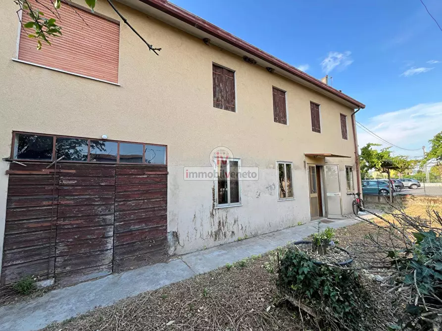 Immagine 7 di Casa indipendente in vendita  in VIA LOBBIA VICENTINA a Alonte