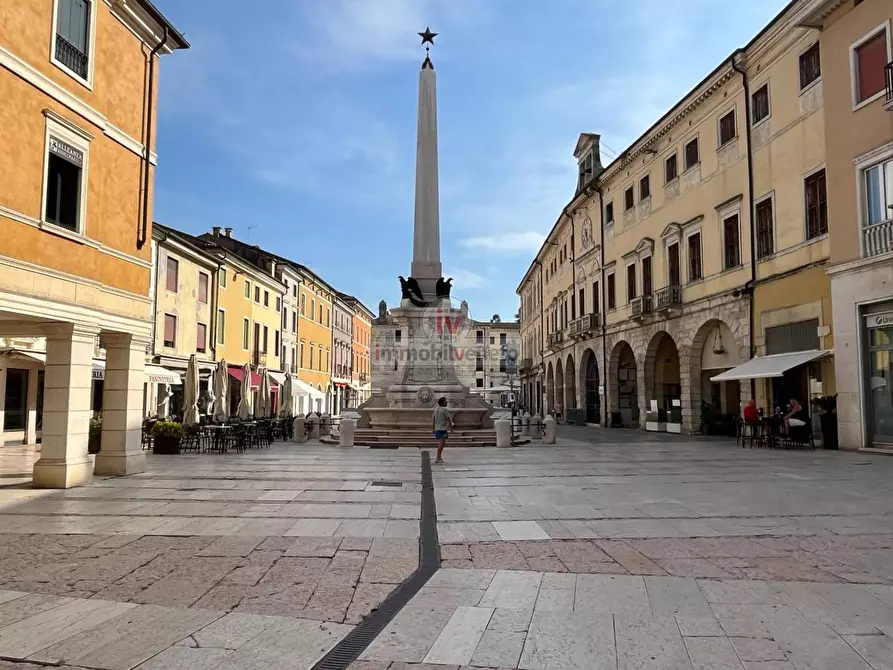 Immagine 1 di Villetta a schiera in vendita  in PIAZZA GARIBALDI a Alonte