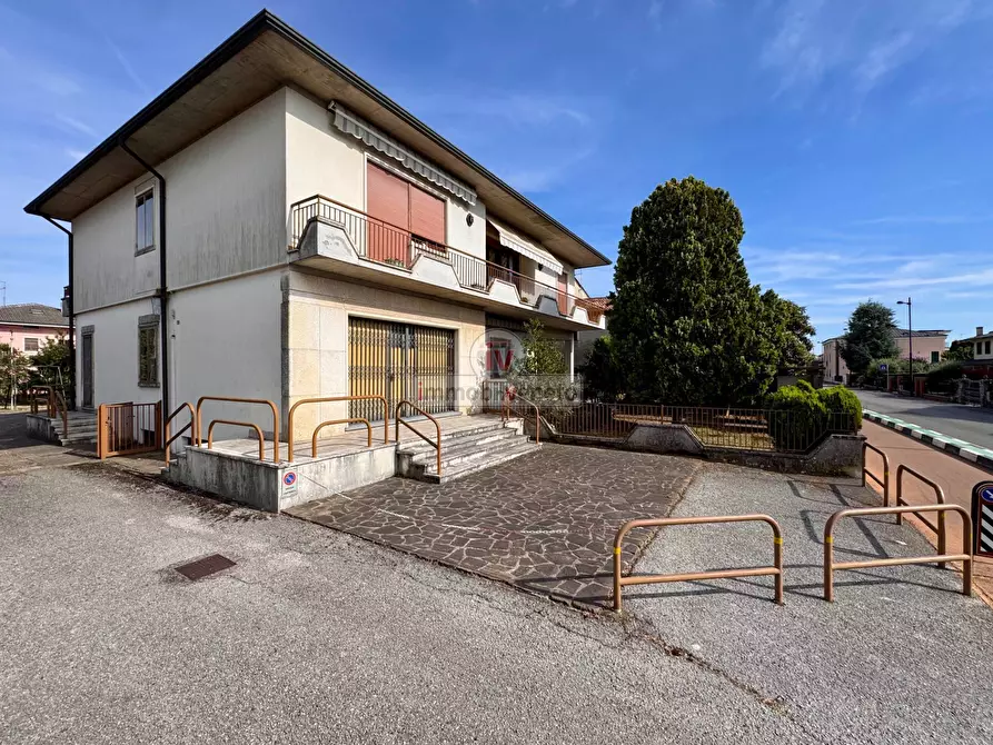 Immagine 22 di Casa indipendente in vendita  in PIAZZA XXV APRILE a Alonte