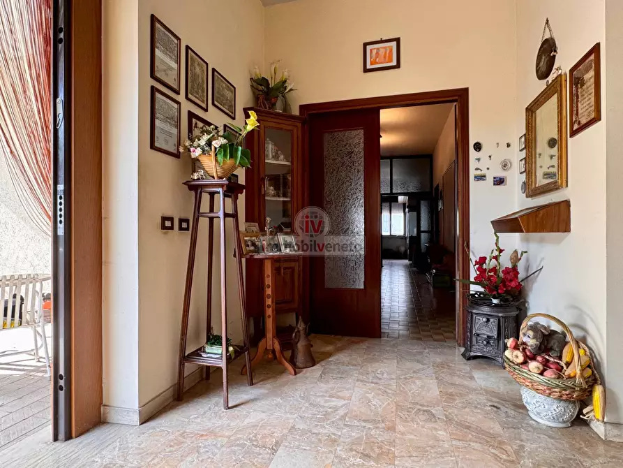 Immagine 4 di Casa indipendente in vendita  in PIAZZA XXV APRILE a Alonte