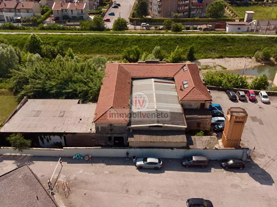 Immagine 5 di Negozio in vendita  in VIA MACELLO a Alonte