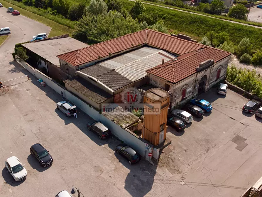 Immagine 6 di Negozio in vendita  in VIA MACELLO a Alonte