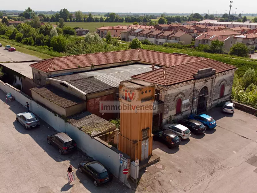 Immagine 7 di Negozio in vendita  in VIA MACELLO a Alonte