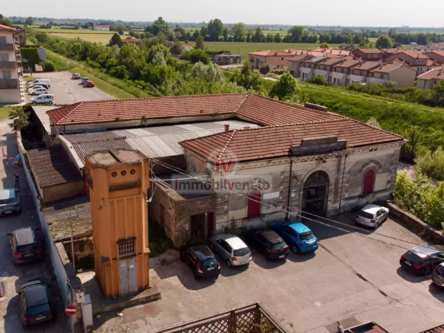 Immagine 8 di Negozio in vendita  in VIA MACELLO a Alonte