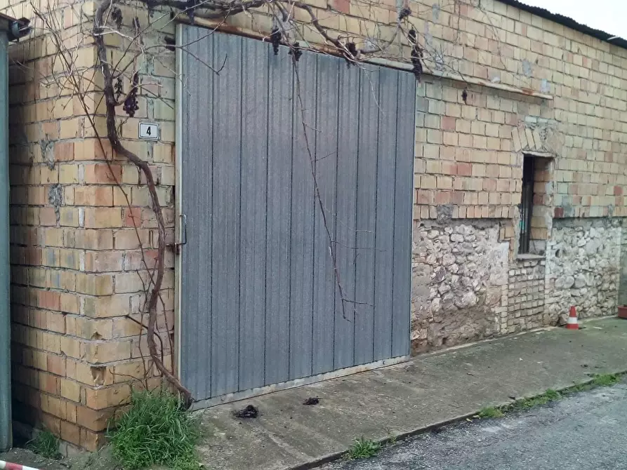 Immagine 3 di Box auto in vendita  in VIA BENEDETTO CROCE a Altino