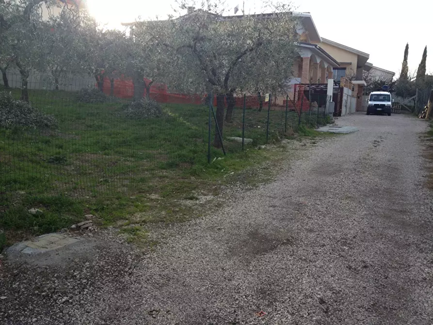 Immagine 2 di Terreno residenziale in vendita  in VIA INCORONATA a Vasto