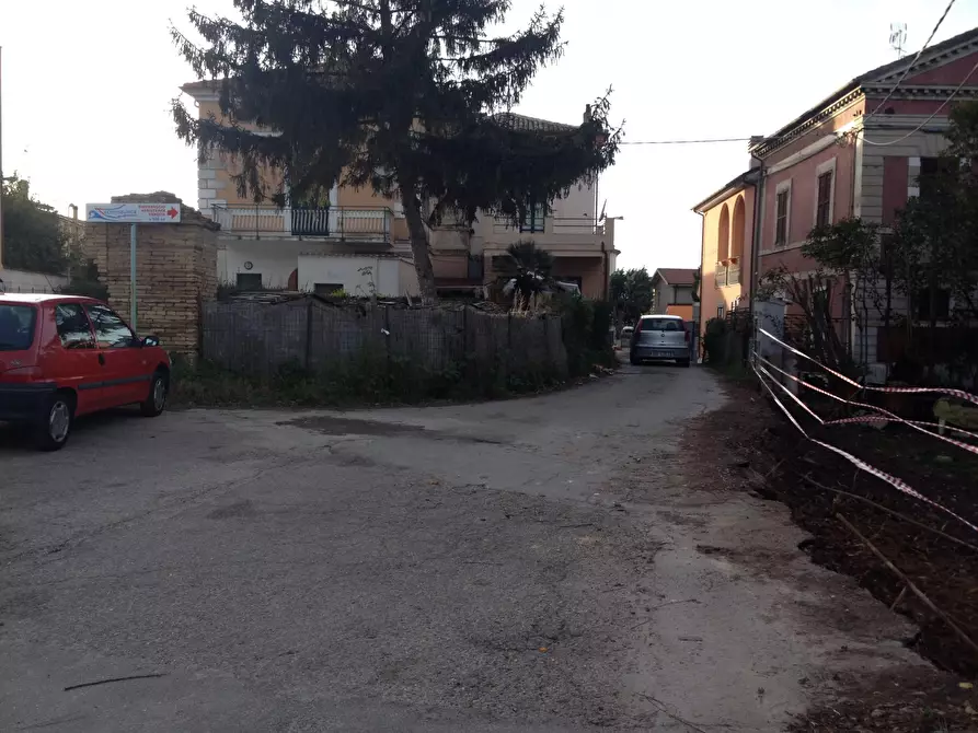 Immagine 8 di Terreno residenziale in vendita  in VIA INCORONATA a Vasto