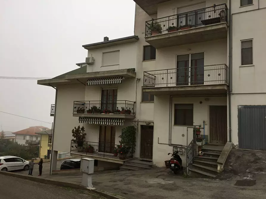 Immagine 2 di Casa semindipendente in vendita  in VIA STERPARA 10 a Gissi