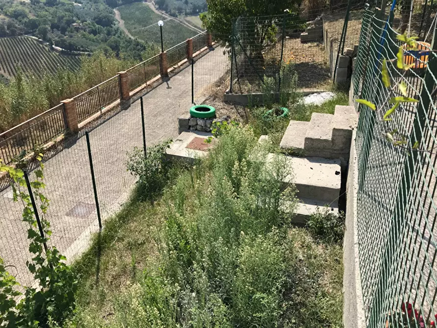 Immagine 5 di Casa semindipendente in vendita  in VIA SAN ROCCO 67 a Pollutri