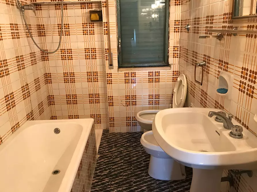 Immagine 16 di Casa semindipendente in vendita  in VIA SAN ROCCO 67 a Pollutri