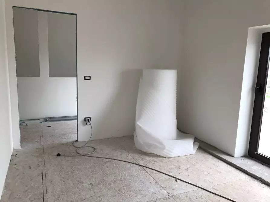 Immagine 37 di Locale commerciale   in SS 16 NORD a Vasto