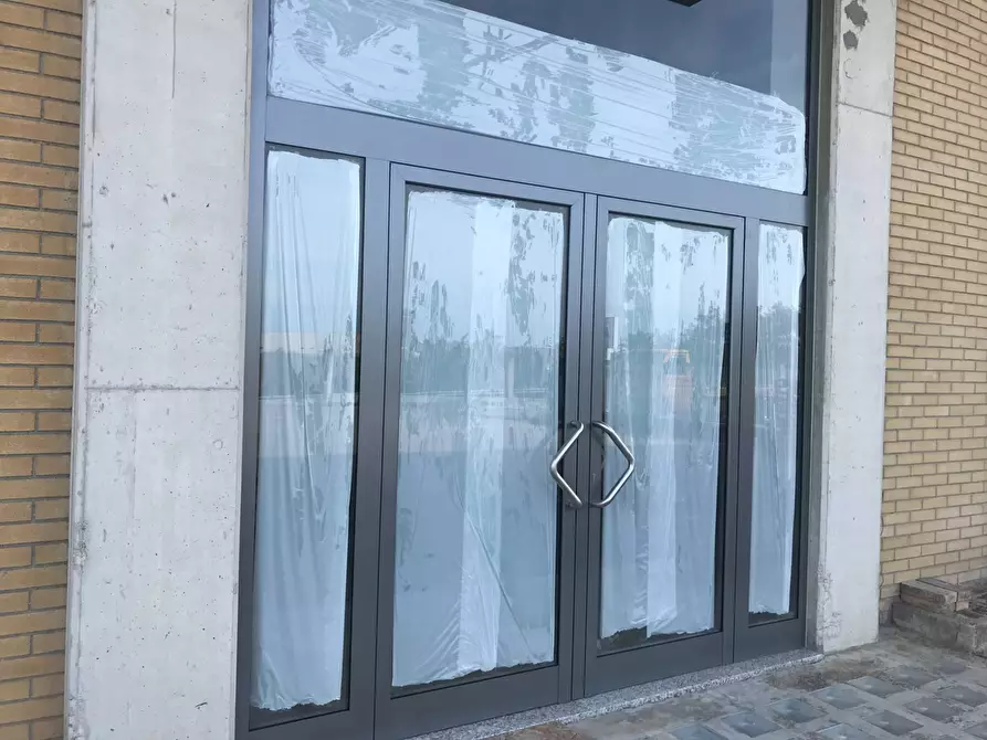 Immagine 55 di Locale commerciale   in SS 16 NORD a Vasto