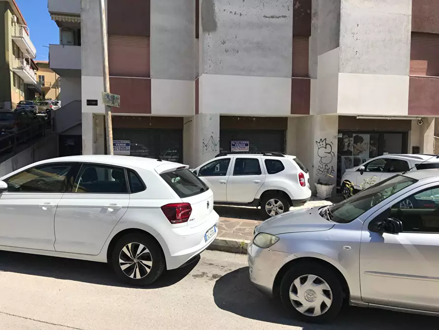Immagine 8 di Locale commerciale in vendita  in via madonna dell'asilo 75 a Vasto