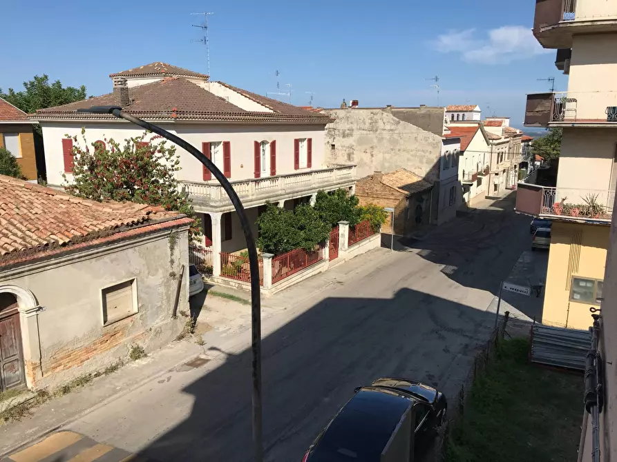 Immagine 14 di Appartamento in vendita  in VIA DELLA CROCE 3 a Casalbordino