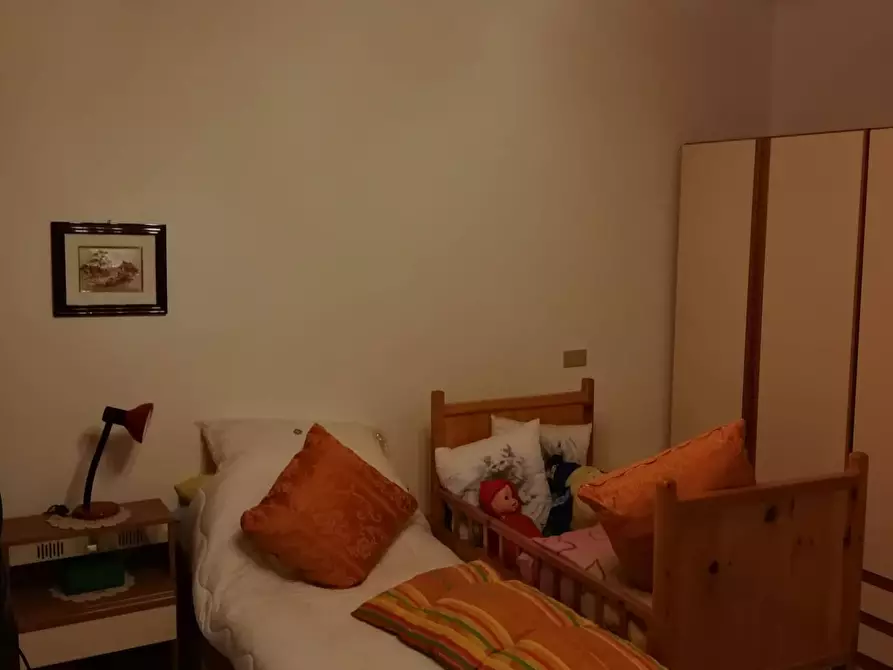 Immagine 7 di Casa semindipendente in vendita  in VIA CESARE BATTTISTI 5 a Montazzoli