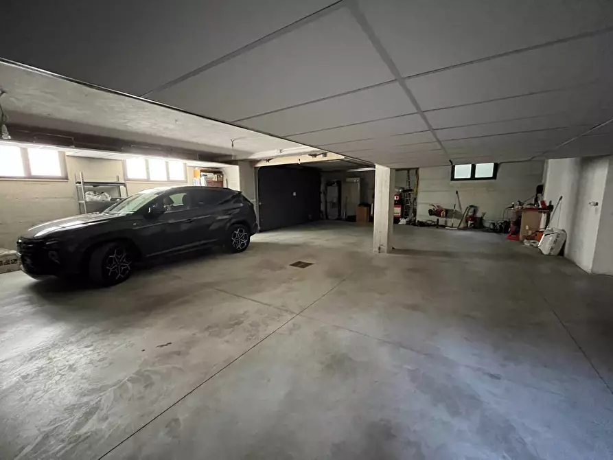 Immagine 8 di Villa in vendita  in VIA GARGHETA a San Salvo