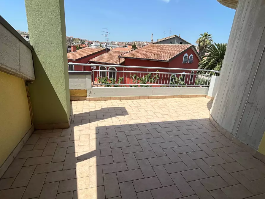 Immagine 29 di Villa in vendita  in VIA GARGHETA a San Salvo