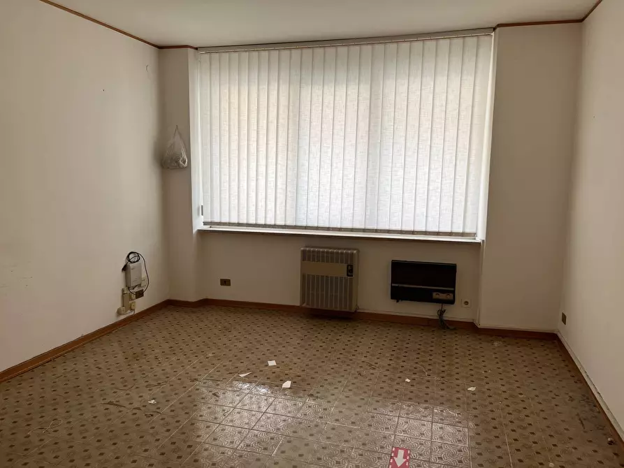 Immagine 6 di Locale commerciale in affitto  in PIAZZA VERDI a Vasto