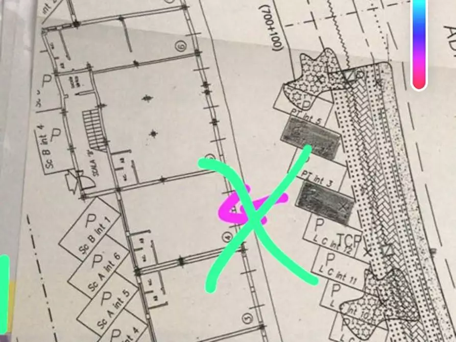 Immagine 4 di Locale commerciale in vendita  in SS 16 a Vasto