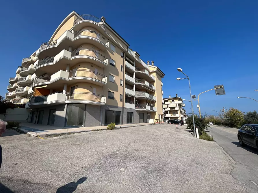 Immagine 28 di Appartamento in vendita  in via del Porto 65 a Vasto