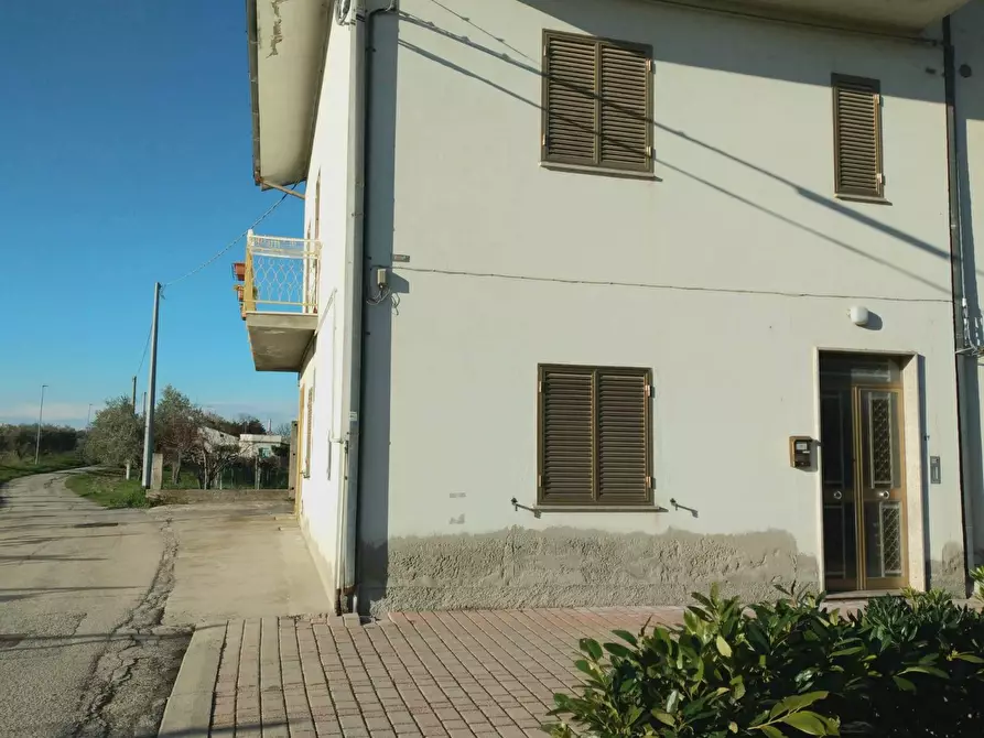 Immagine 5 di Casa semindipendente in vendita  in VIA INCOTTA a Casalbordino