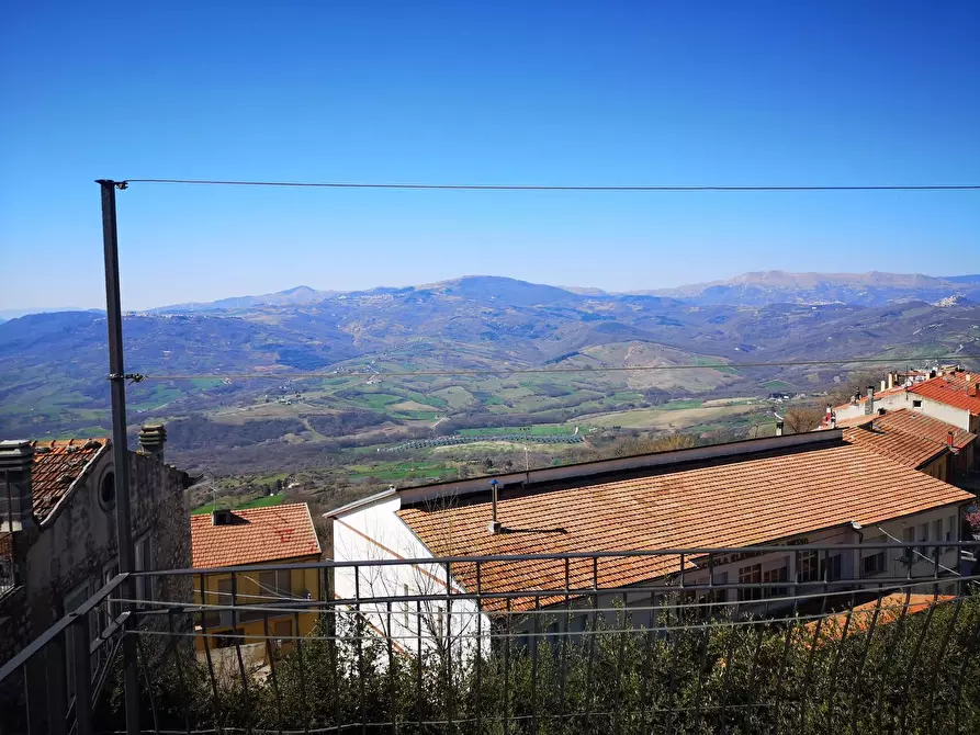 Immagine 23 di Casa semindipendente in vendita  in VIA SANT'ANTONIO ABATE VICO 1 a Tufillo